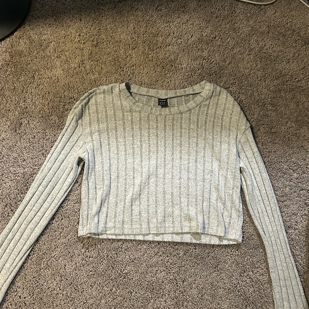 Gray Ribbed Long Sleeve Top